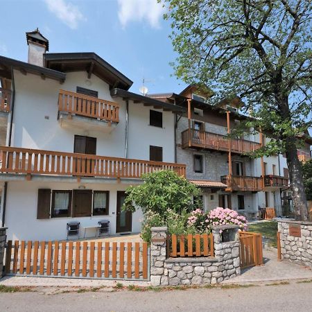 Apartment Albergo Diffuso - Cjasa De Pagnocca-1 By Interhome Barcis Exteriör bild